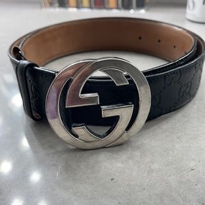 Authentic Gucci belt size 100•40-used